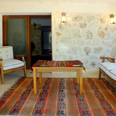 Guelsen -doga Manzarali Bahce Kati * Kas