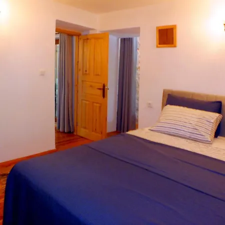 Guelsen -doga Manzarali Bahce Kati Apart-hotel